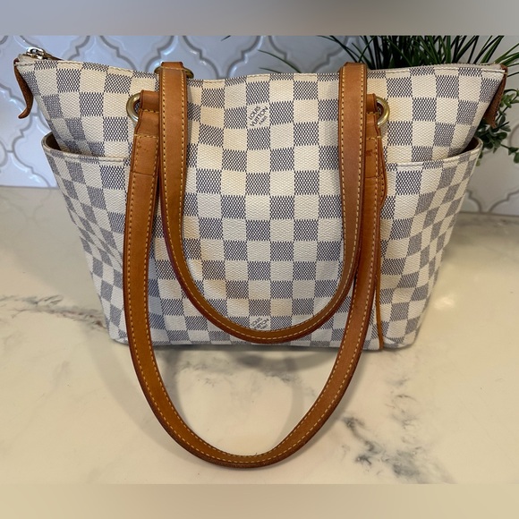 Louis Vuitton Damier Azur Totally PM - Picture 2 of 16